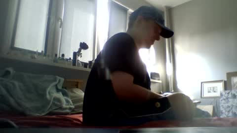 Snapshot of filipek757 chatting on 06/21/26, 03:25 filipek757 online show from 06/21/26, 03:25