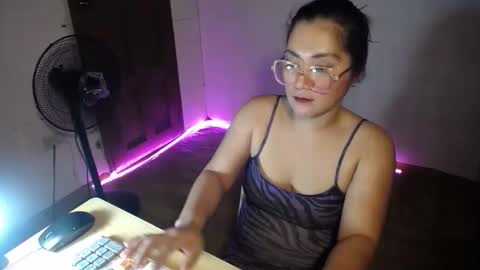 Snapshot of filipina_jess chatting on 11/04/25, 08:52 filipina_jess online show from 11/04/25, 08:52