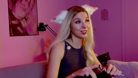 cap and Lana  online show from 12/22/24, 02:38