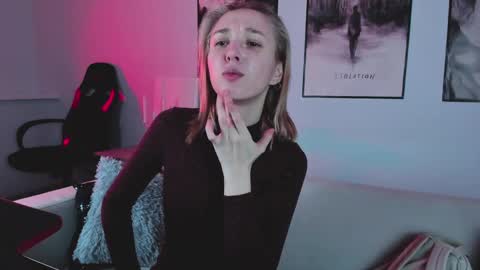 cap and Lana  online show from 02/13/25, 02:12