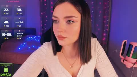 Snapshot of filister666 chatting on 02/08/25, 09:15 LEEN online show from 02/08/25, 09:15