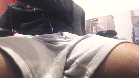 filouxx70 online show from 10/19/25, 05:13