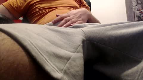 filouxx70 online show from 04/01/26, 09:23