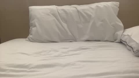 filouxx70 online show from 04/08/26, 06:30