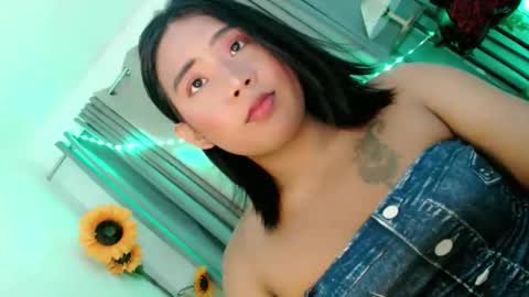 Cassandra Madrigal online show from 02/03/26, 10:53