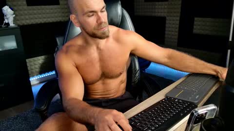 Nick online show from 09/12/25, 04:07