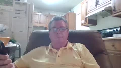 Snapshot of finderfiner chatting on 02/27/25, 09:54 finderfiner online show from 02/27/25, 09:54