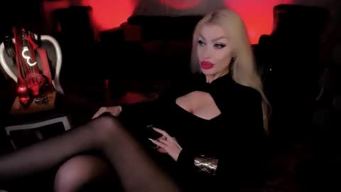 AlfaFemale online show from 11/06/25, 01:50