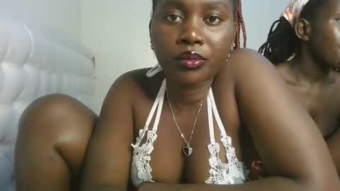 melanie online show from 10/23/25, 12:15