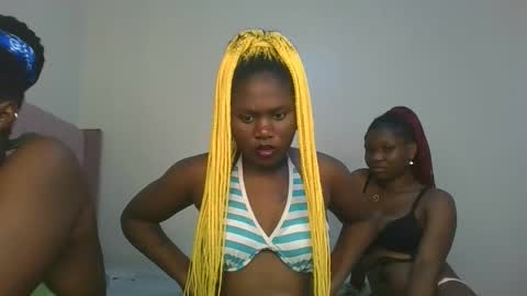 Snapshot of fine_melanie chatting on 01/17/26, 12:43 melanie online show from 01/17/26, 12:43