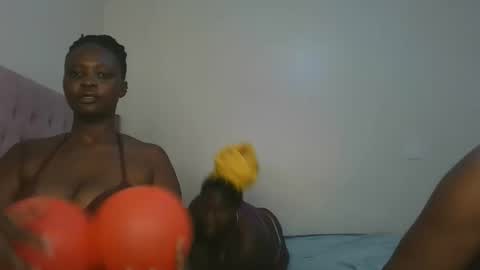 Snapshot of fine_melanie chatting on 01/19/26, 01:04 melanie online show from 01/19/26, 01:04