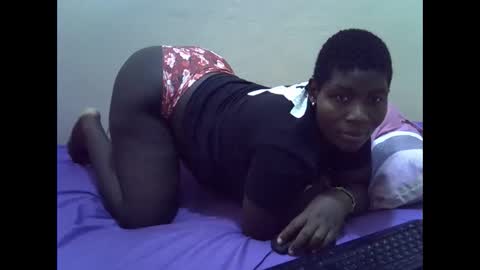 Snapshot of fine_nes chatting on 05/14/26, 04:19 fine_nes online show from 05/14/26, 04:19
