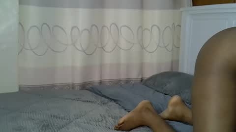 Snapshot of fine_queen12 chatting on 12/02/24, 05:15 fine_queen12 online show from 12/02/24, 05:15