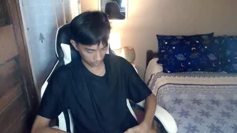 fineboii_rey18 online show from 09/10/25, 06:46