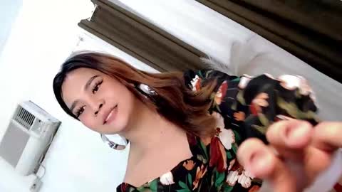 Jasmine online show from 11/07/25, 09:37