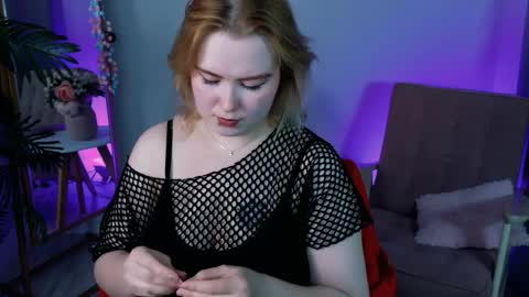 Fiona online show from 04/09/26, 10:59