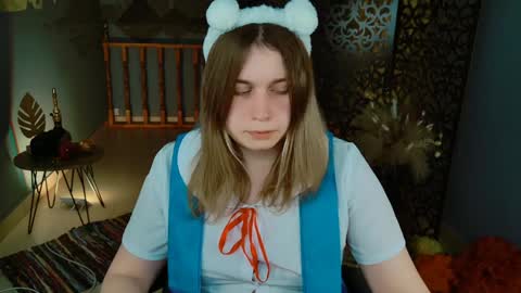 Snapshot of fioramarmoris chatting on 01/05/25, 08:11 fiora online show from 01/05/25, 08:11