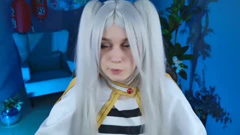 Snapshot of fioramarmoris chatting on 02/15/25, 11:39 fiora online show from 02/15/25, 11:39