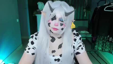 Snapshot of fioramarmoris chatting on 03/01/25, 11:17 fiora online show from 03/01/25, 11:17