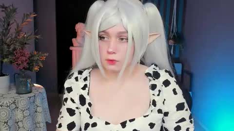 Snapshot of fioramarmoris chatting on 11/16/25, 07:03 fiora online show from 11/16/25, 07:03