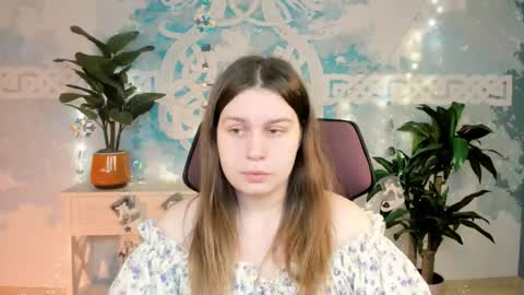 Snapshot of fioramarmoris chatting on 12/20/25, 05:36 fiora online show from 12/20/25, 05:36