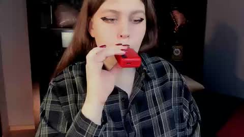 fiora online show from 02/15/26, 07:51