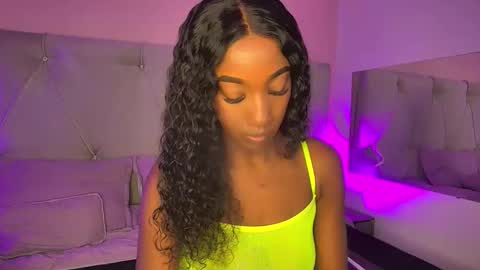 Fiorela Lenin  online show from 04/06/26, 06:42