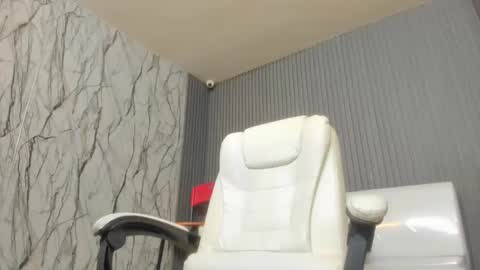 fire_boy69 online show from 02/04/26, 03:29