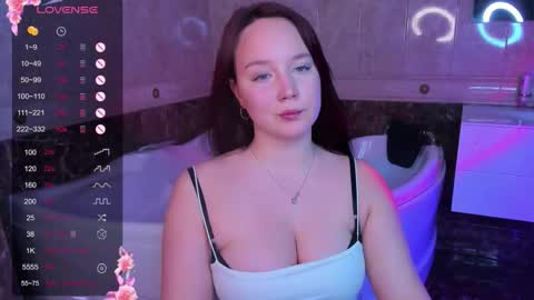 fire_emily online show from 11/12/25, 02:34