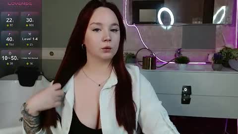 Snapshot of fire_emily chatting on 05/19/26, 01:11 fire_emily online show from 05/19/26, 01:11