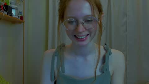 fire_luna online show from 06/03/26, 04:56