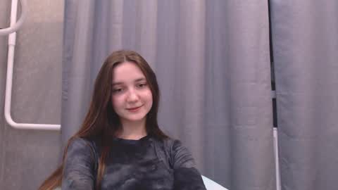 Snapshot of fireflies_fly_ chatting on 01/22/25, 03:29 fireflies_fly_ online show from 01/22/25, 03:29