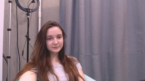 Snapshot of fireflies_fly_ chatting on 01/28/25, 04:08 fireflies_fly_ online show from 01/28/25, 04:08