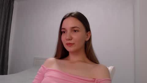 Snapshot of fireflies_fly_ chatting on 11/10/25, 06:18 fireflies_fly_ online show from 11/10/25, 06:18