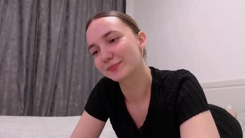 Snapshot of fireflies_fly_ chatting on 11/16/25, 07:41 fireflies_fly_ online show from 11/16/25, 07:41