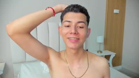 Nicolas online show from 10/10/25, 12:48