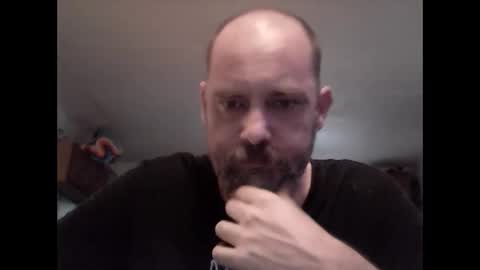 Snapshot of fireprince1977 chatting on 05/18/26, 01:02 Brad online show from 05/18/26, 01:02