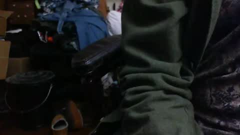 Snapshot of fireworks_53 chatting on 11/06/25, 01:23 fireworks_53 online show from 11/06/25, 01:23