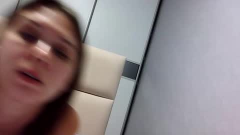 Sara online show from 11/30/25, 07:07