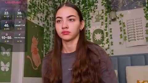 Ashle online show from 12/14/25, 04:07