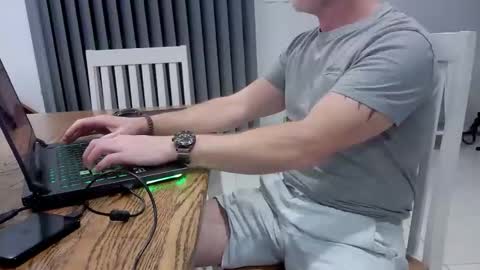 fit_worker online show from 05/04/26, 08:10