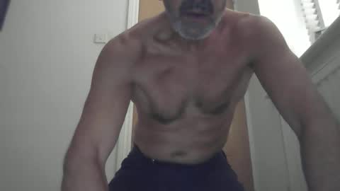 Snapshot of fitbritmale chatting on 06/11/26, 12:25 fitbritmale online show from 06/11/26, 12:25