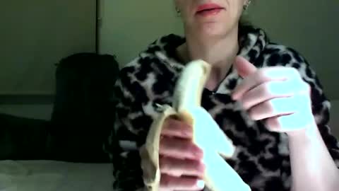 Fitbut online show from 12/29/24, 05:22