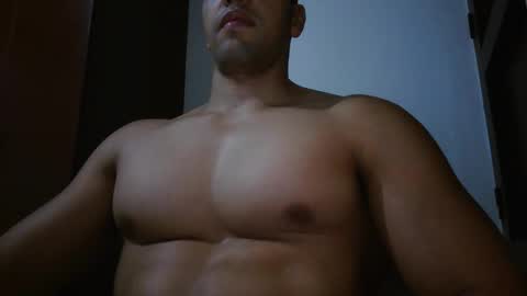 fitchestabs_69 online show from 04/23/26, 08:33