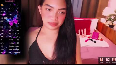 Snapshot of fitfemme_anna chatting on 06/06/26, 01:05 fitfemme_anna online show from 06/06/26, 01:05