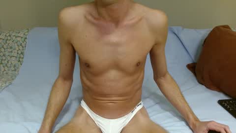 Snapshot of fithotguy90 chatting on 12/08/24, 06:50 Luis online show from 12/08/24, 06:50