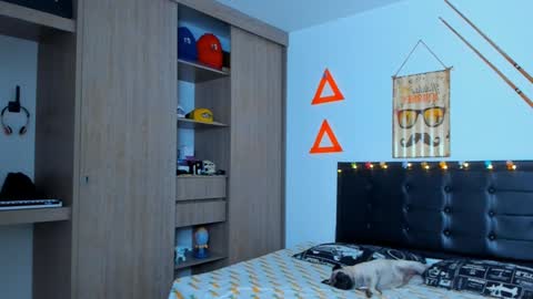 Elias Valencia online show from 02/02/25, 03:17