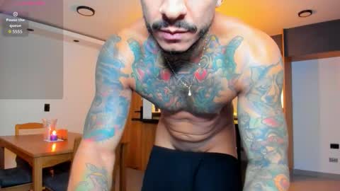 Elias Valencia online show from 12/15/25, 09:57