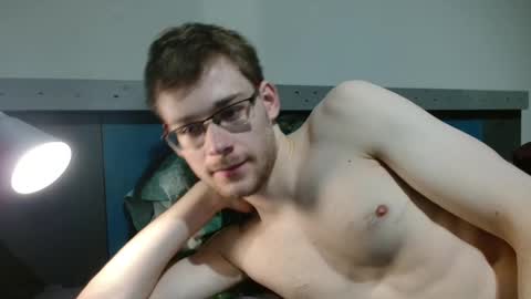 Fitwhiteboy01 online show from 11/16/25, 02:33