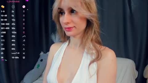 Kira online show from 02/03/26, 02:53